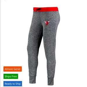 Women's Chicago Bulls Black/Red Jogger Pant